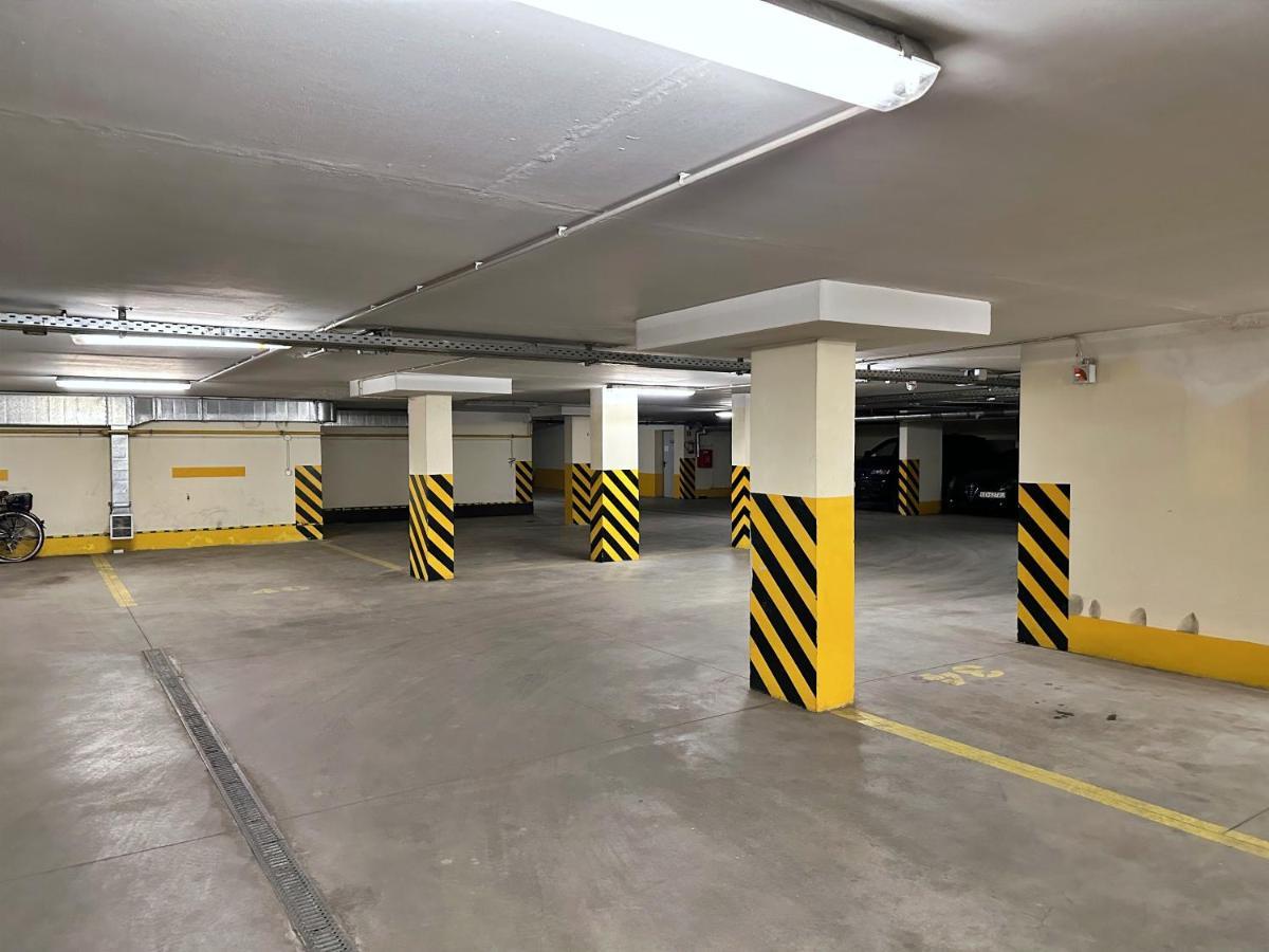 Azja, Sopot Monte Cassino, Balkon, Parking 외부 사진