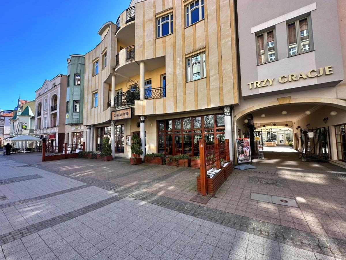 Azja, Sopot Monte Cassino, Balkon, Parking 외부 사진