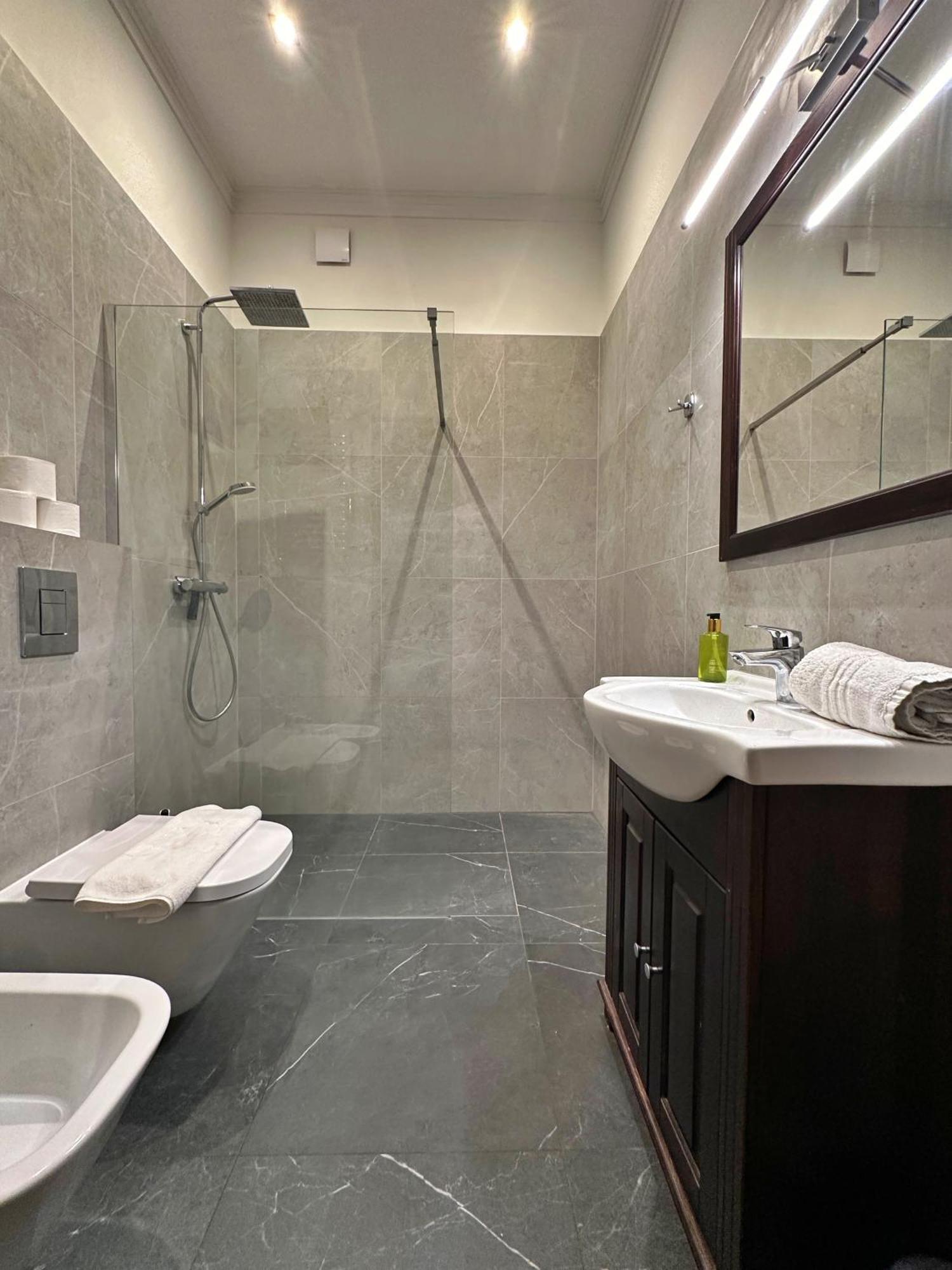 Azja, Sopot Monte Cassino, Balkon, Parking 외부 사진